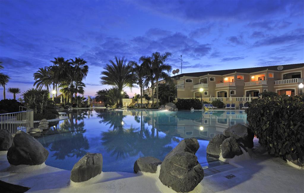Sol Sun Apartahotel 3*